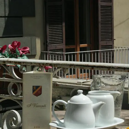 לינה וארוחת בוקר I Visconti