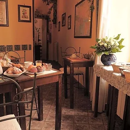 I Visconti Nocleg ze śniadaniem Neapol