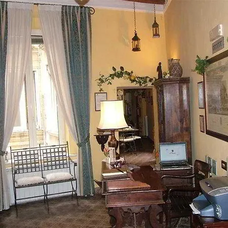 I Visconti Nápoles